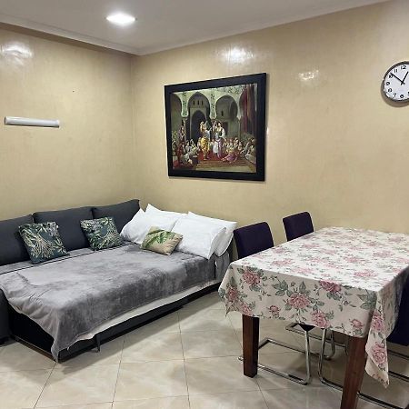 Appartement Elegant Et Climatise Au Centre Avec Terrasse - Proche Plage Et Attractions ! طنجة المظهر الخارجي الصورة